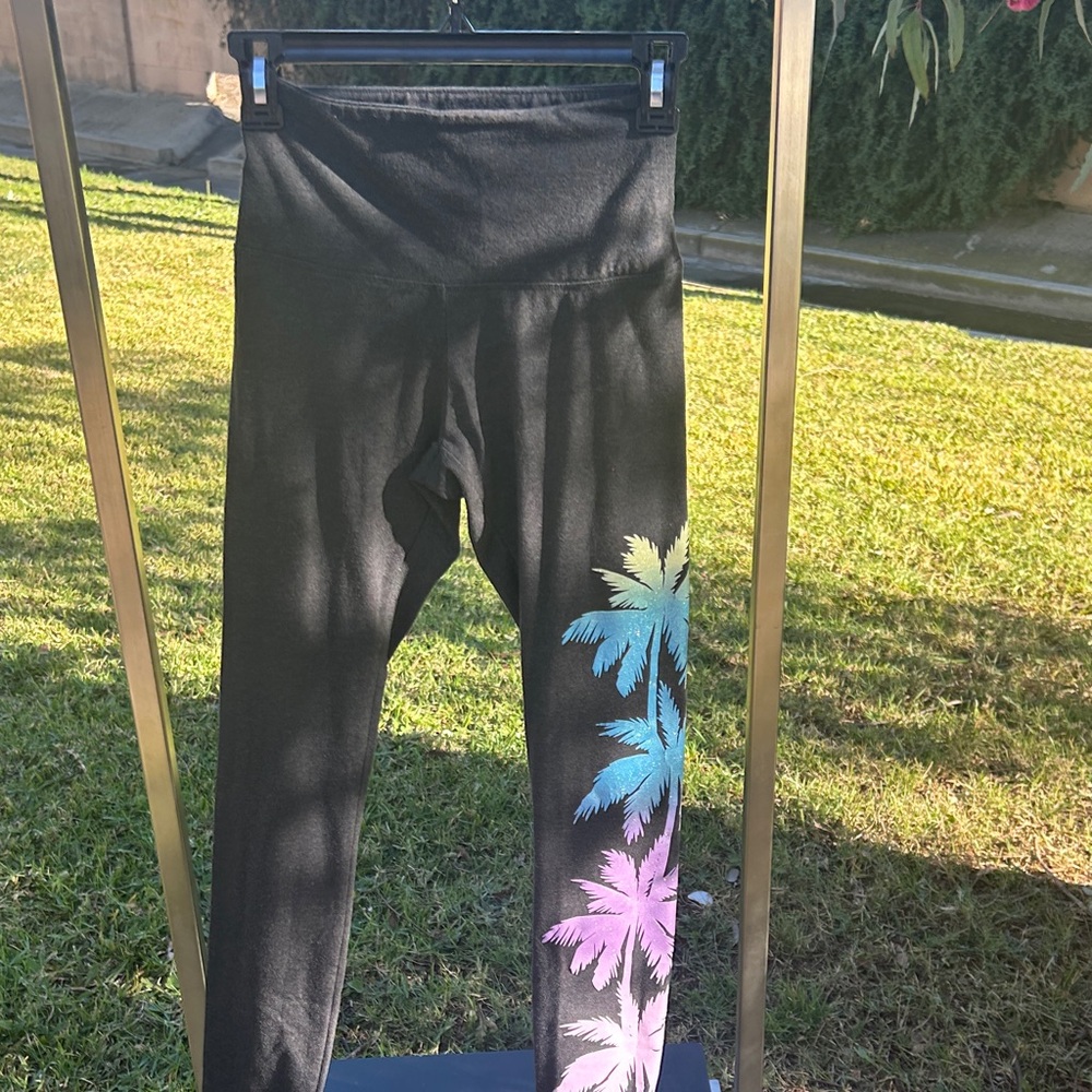 PINK Victoria's Secret Black Palm Tree Set - Picture 6 of 9